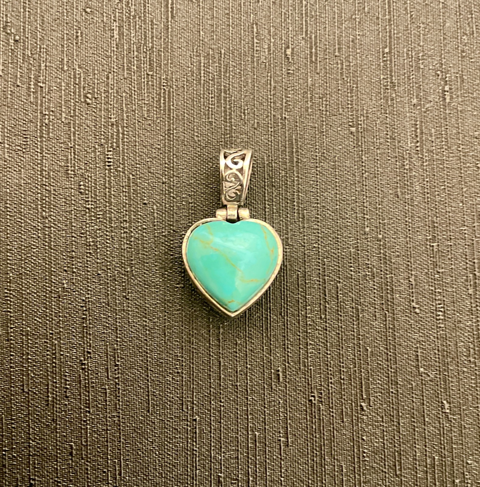 Vintage Sterling Silver 925 & Turquoise Heart Pendant