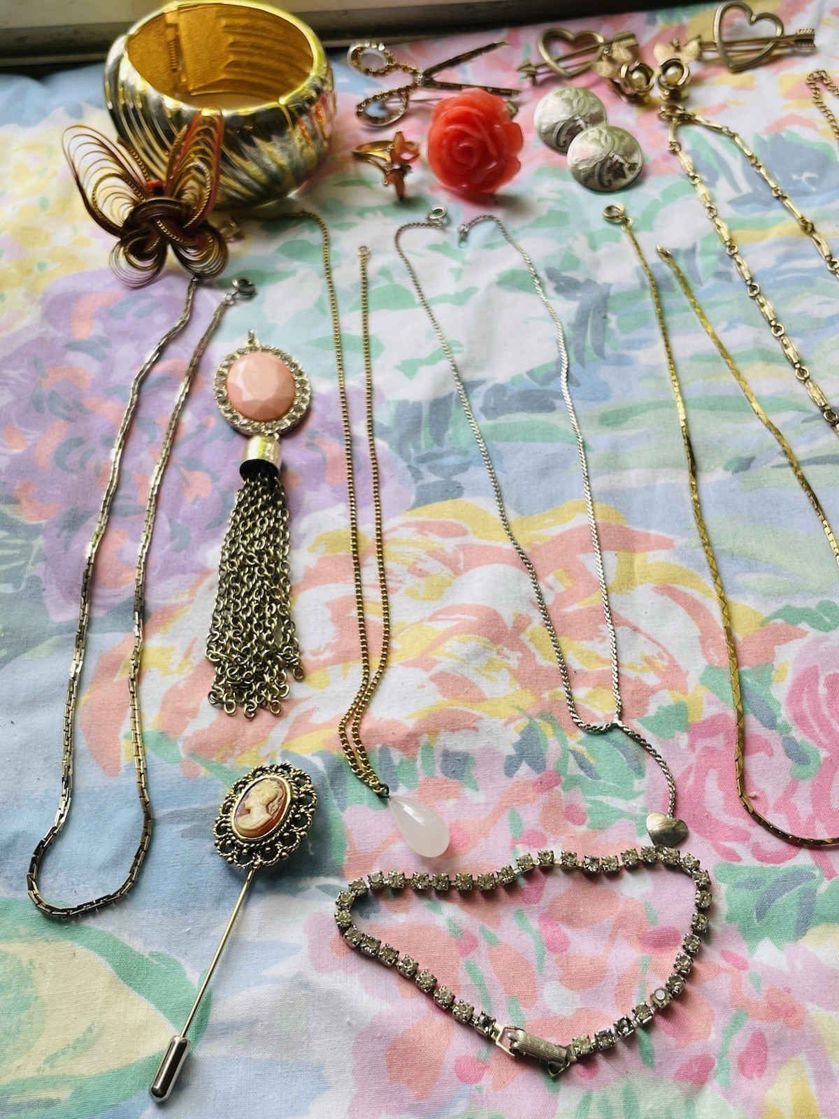 Vintage Jewelry Lot Gold And Silver Toned Necklaces, Earrings, Brooch, Bracelets