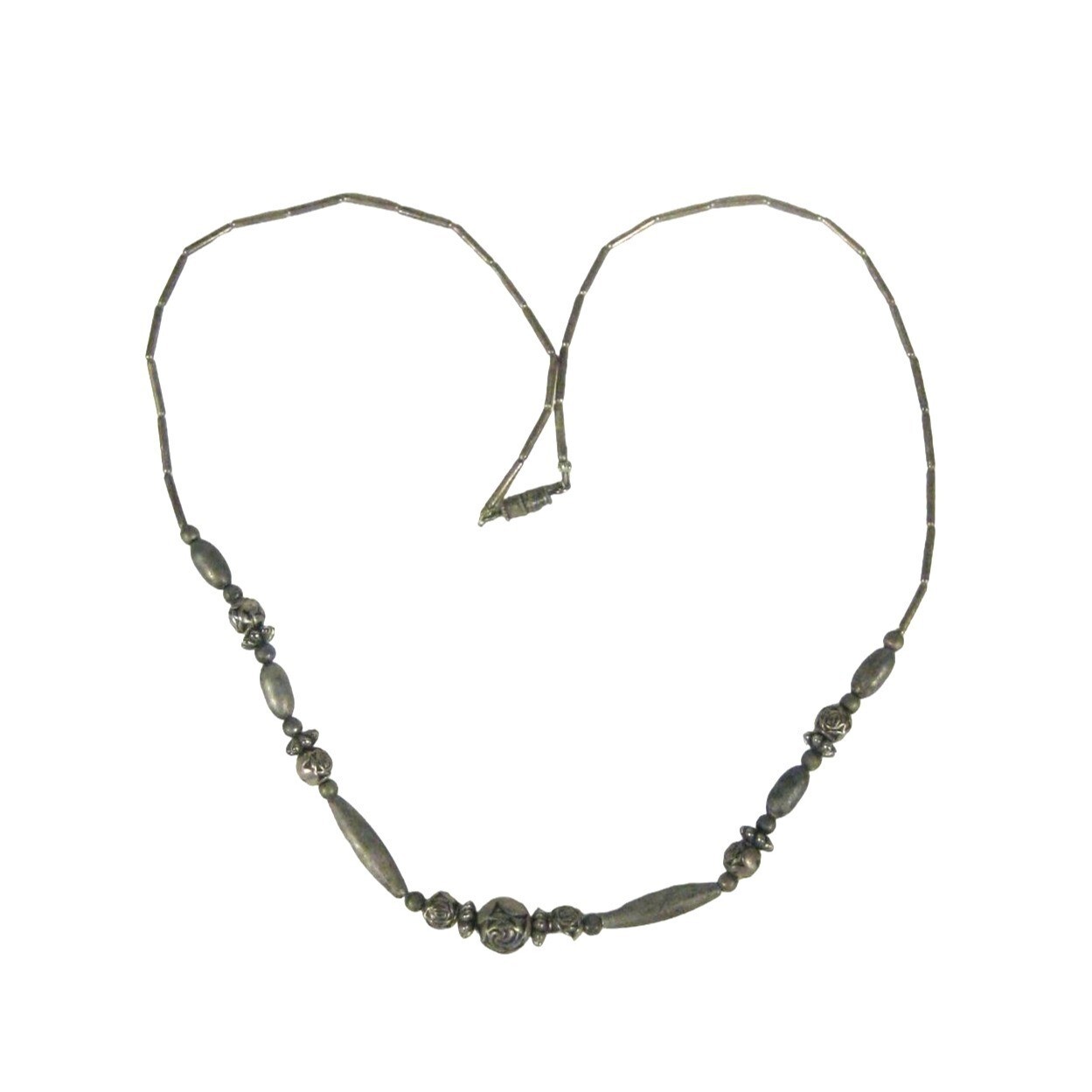 Beaded Floral Rose Necklace 20 In Vintage 1970 1980 Silvertone Strand Jewelry