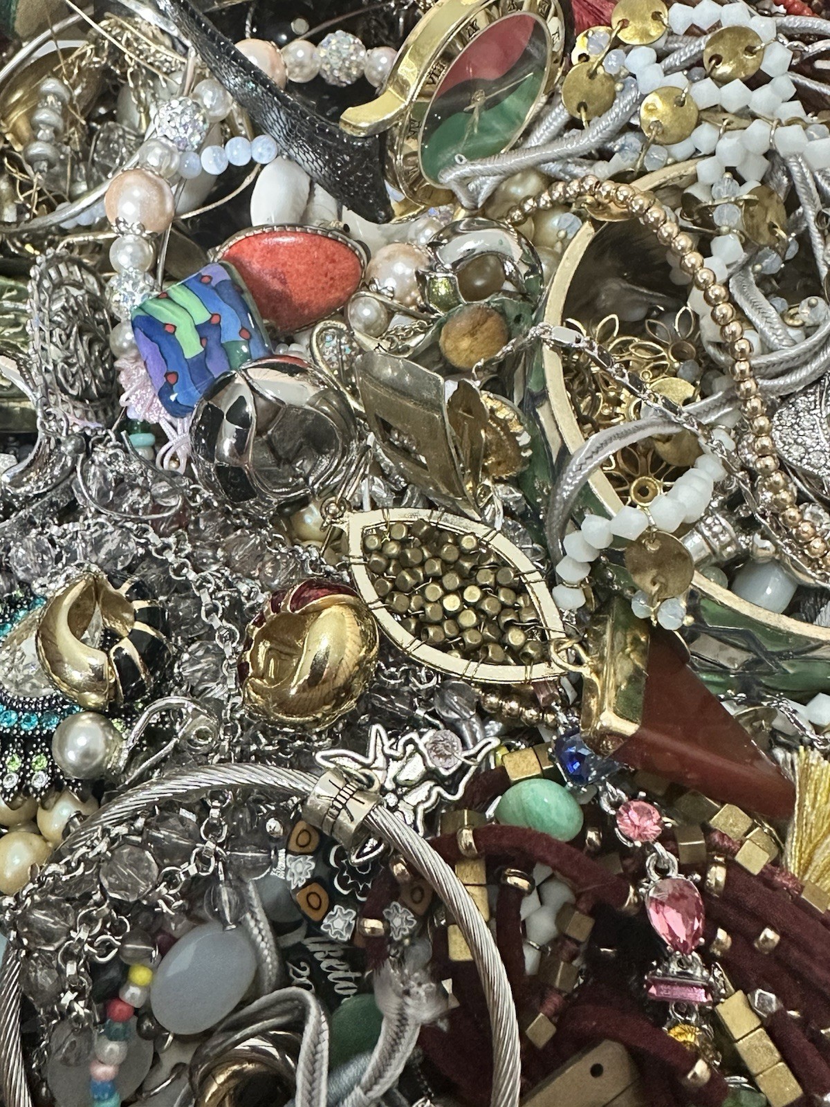 Vintage To Now Junk Drawer Jewelry Lot Unsearched Untested 15 Pounds – AM1