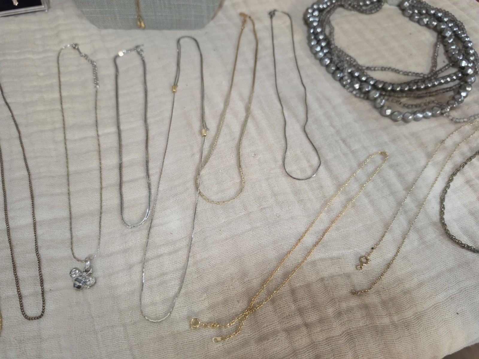 Vintage Mixed Metal Necklace Lot Mesh Flower Pendant Lariat Necklace Bolo