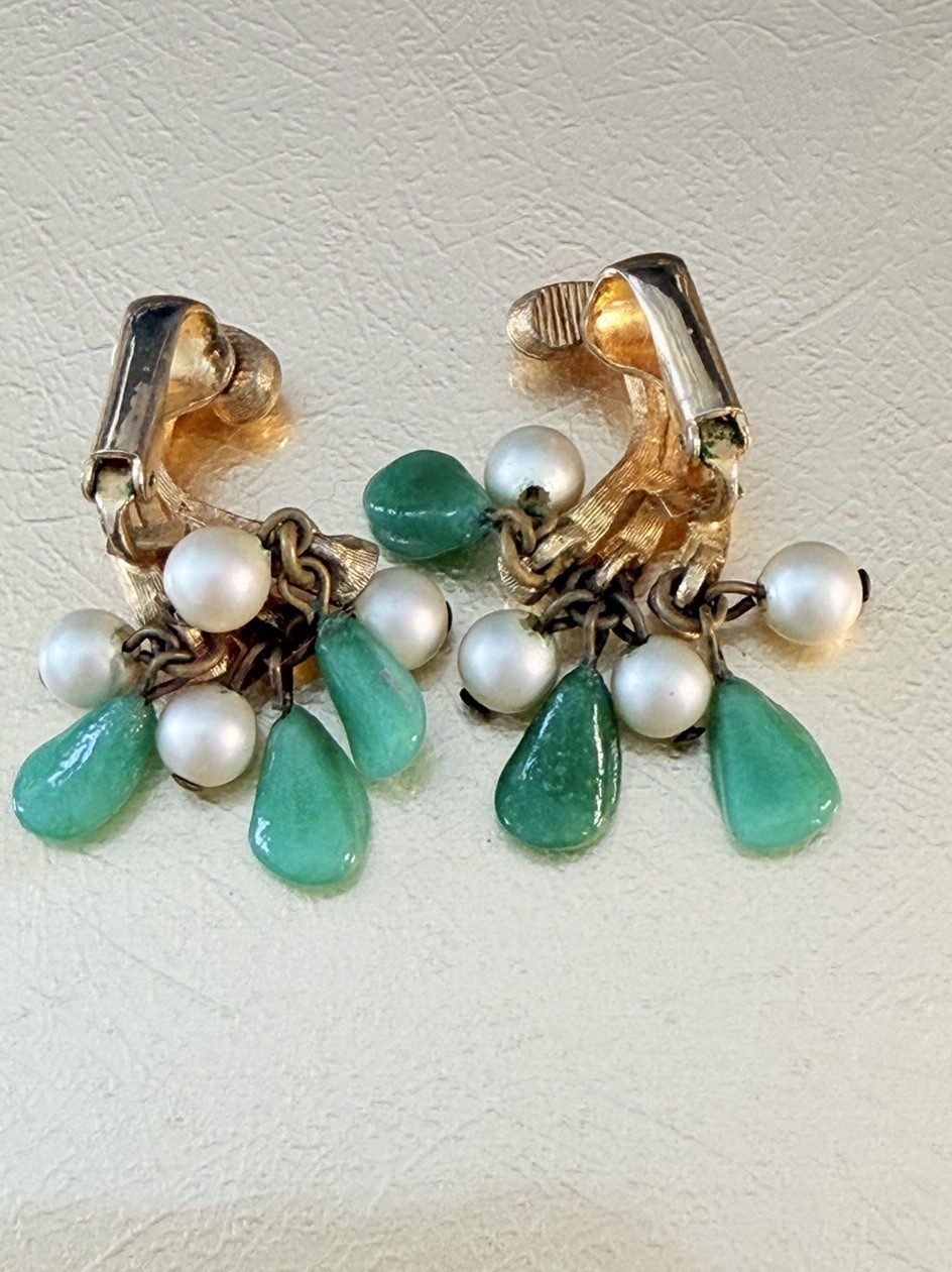 KRAMER VTG Signed Gold Tone Faux Pearl Jade Dangle Branch Link Necklace Earrings