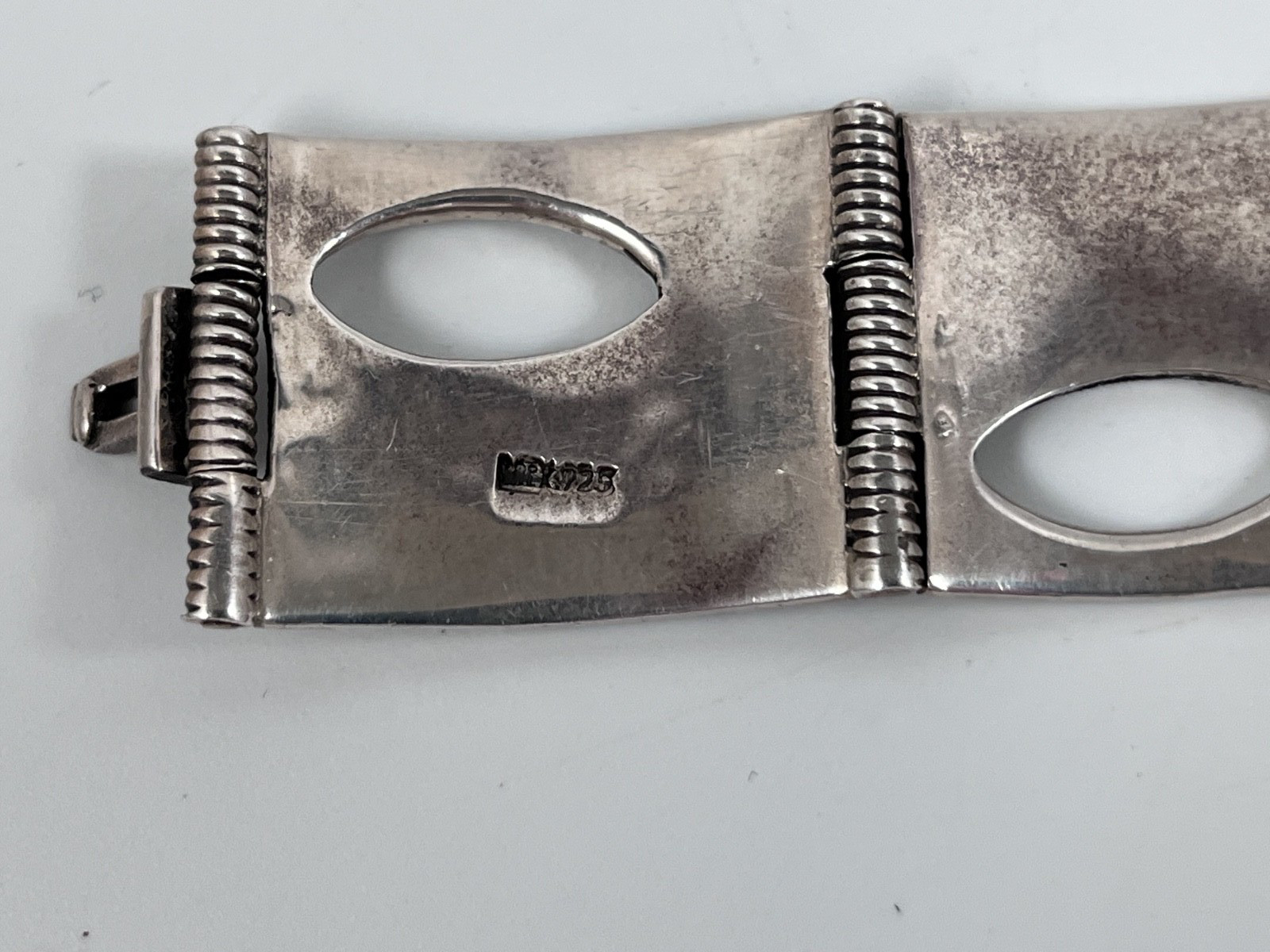 STERLING SILVER MODERNIST VINTAGE MEXICAN PANEL BRACELET 7.5 in