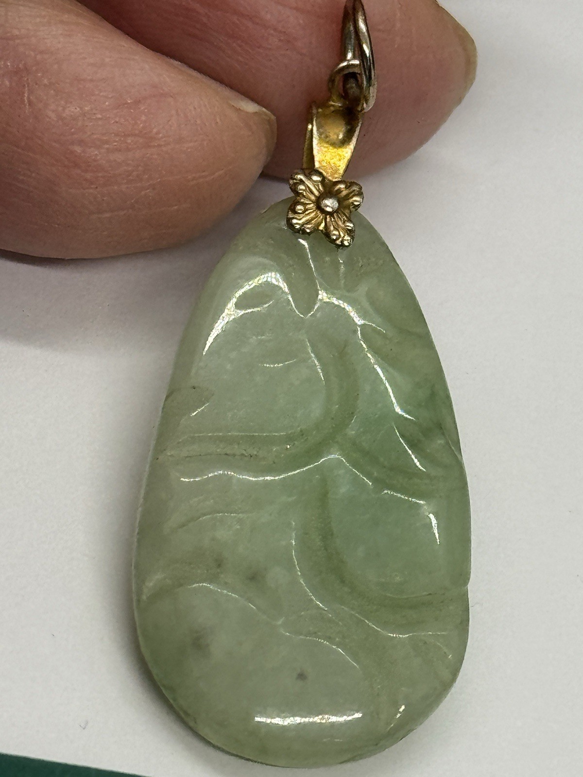 Vintage Carved Jade Pendant Green 1.5″