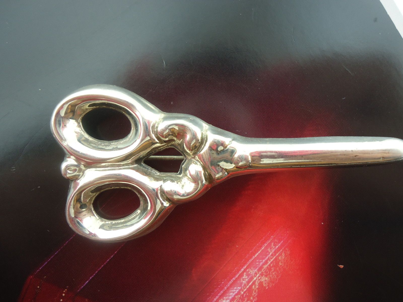 VINTAGE STERLING SILVER 925 SIZZER PIN – BROOCH 10.9GRAMS