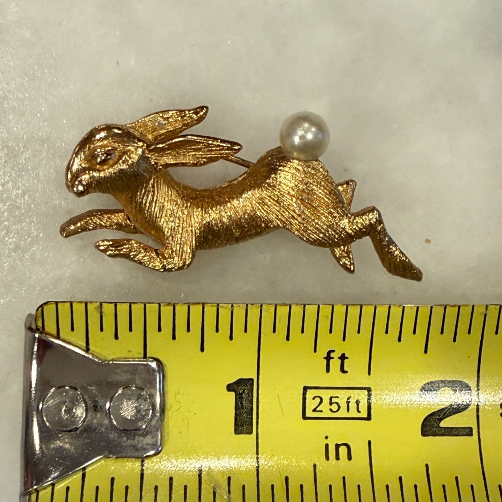 Vintage Napier Hare Rabbit Brooch Pin Leaping Running Goldtone Faux Pearl Tail