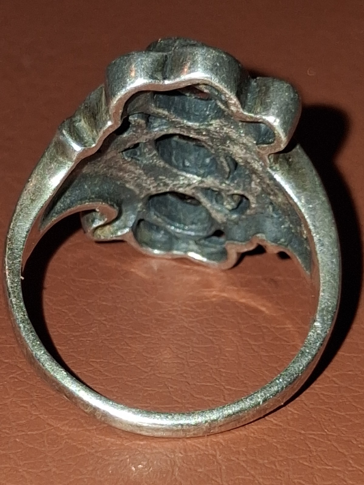 Vintage Heavy 6.7g Sterling Silver 3 Stone Garnet Marcasite Cocktail Ring Sz 8