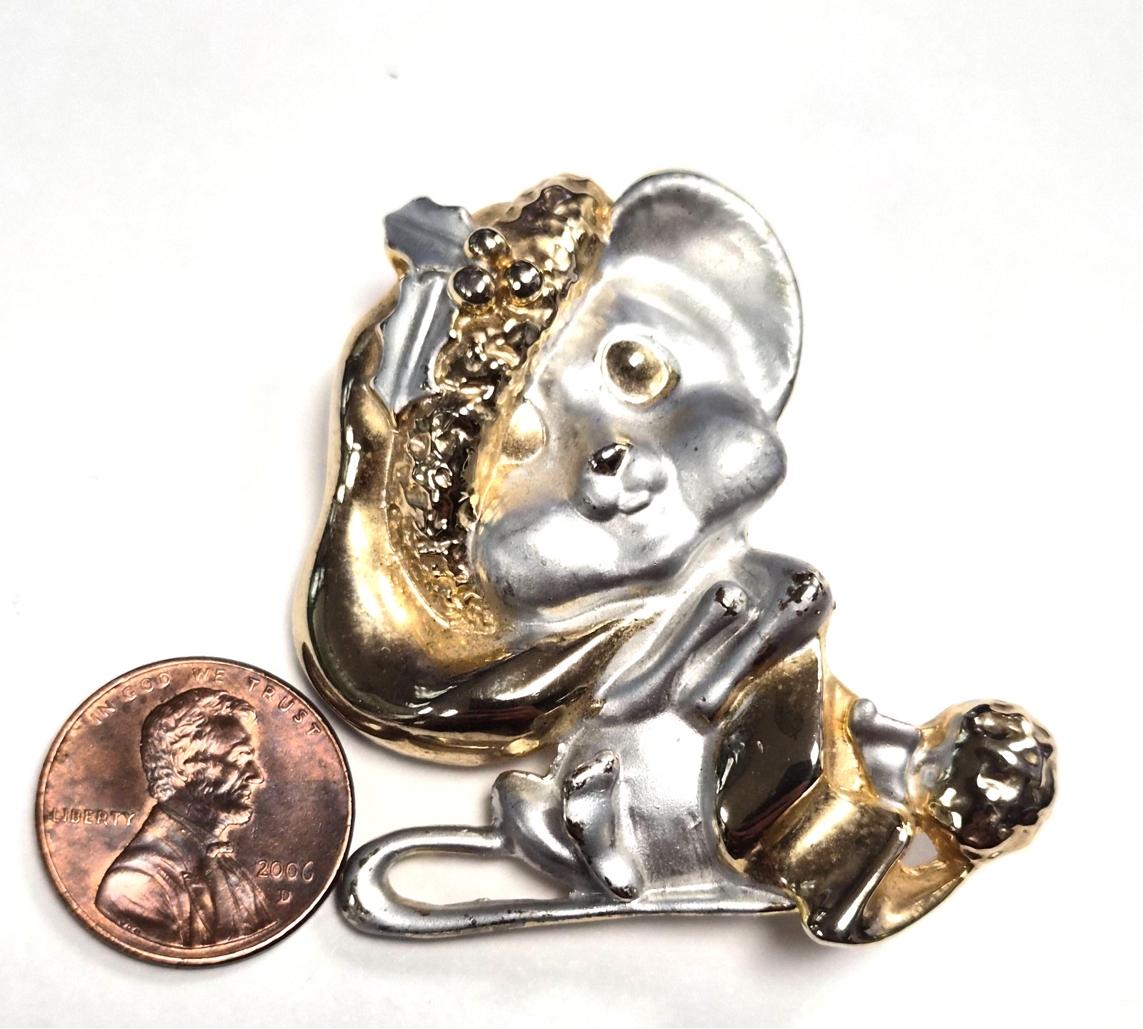 Vintage 80’s Mixed Metal Silver & Shiny Gold Tone Christmas Mouse Pin / Brooch