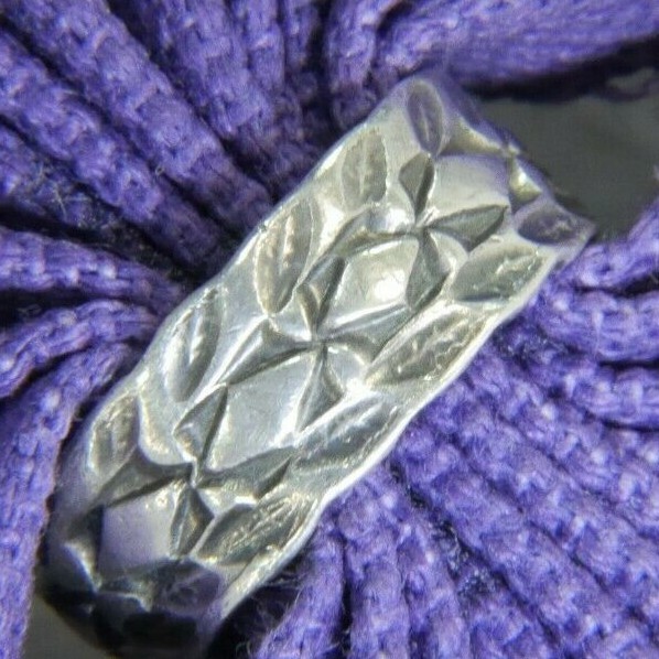 Southwestern stamped 1/4″ vintage 0.925 Sterling Silver band Ring size 5
