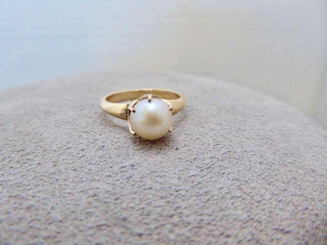 70’S NEW OLD STOCK 10K YELLOW GOLD FILLED AKOYA CULTURED PEARL RING SIZE 5