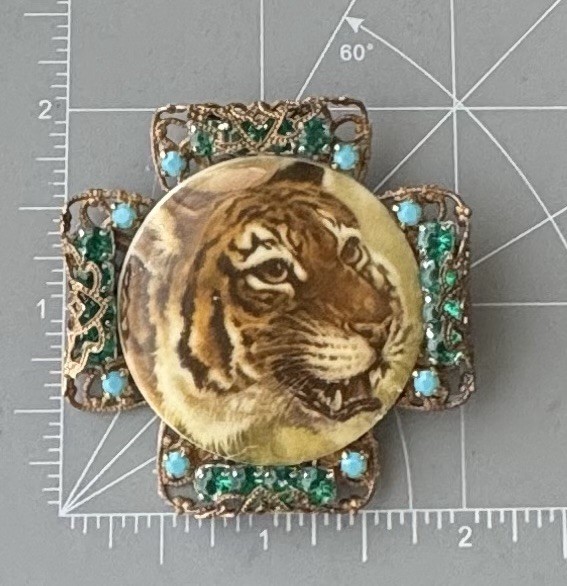 Vintage handcrafted tiger transfer cameo brooch w/ filigree & rhinestone brooch