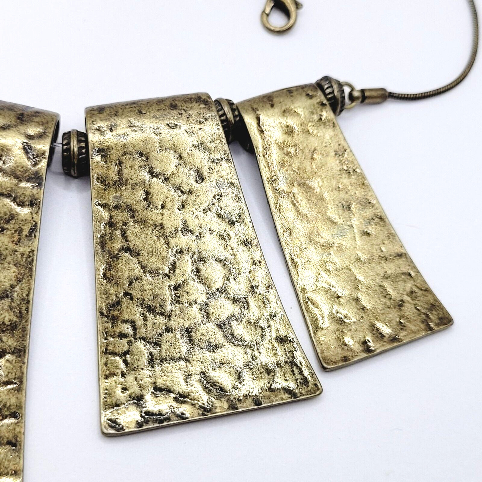 Exotic Hammered Style 5 Metal Plate Bib Necklace Brutalist Cleopatra Look 21 In