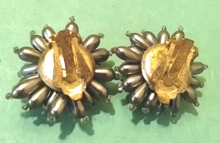 Vintage JAPAN Silver Pearl & CLEAR Stone Earrings in Gold Tone