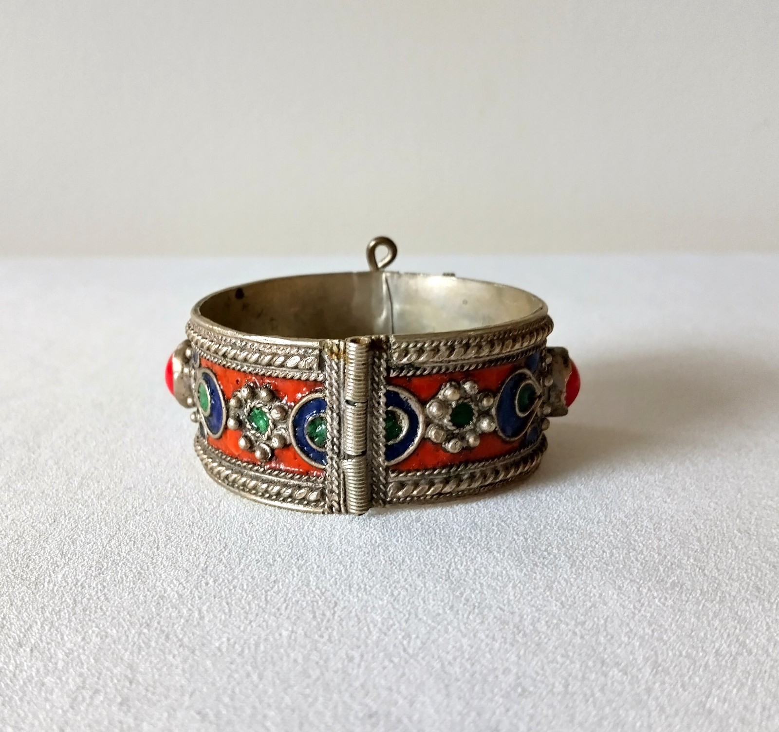 Vintage 1940s Berber Kabyle Enamel & Red Coral Bangle Bracelet
