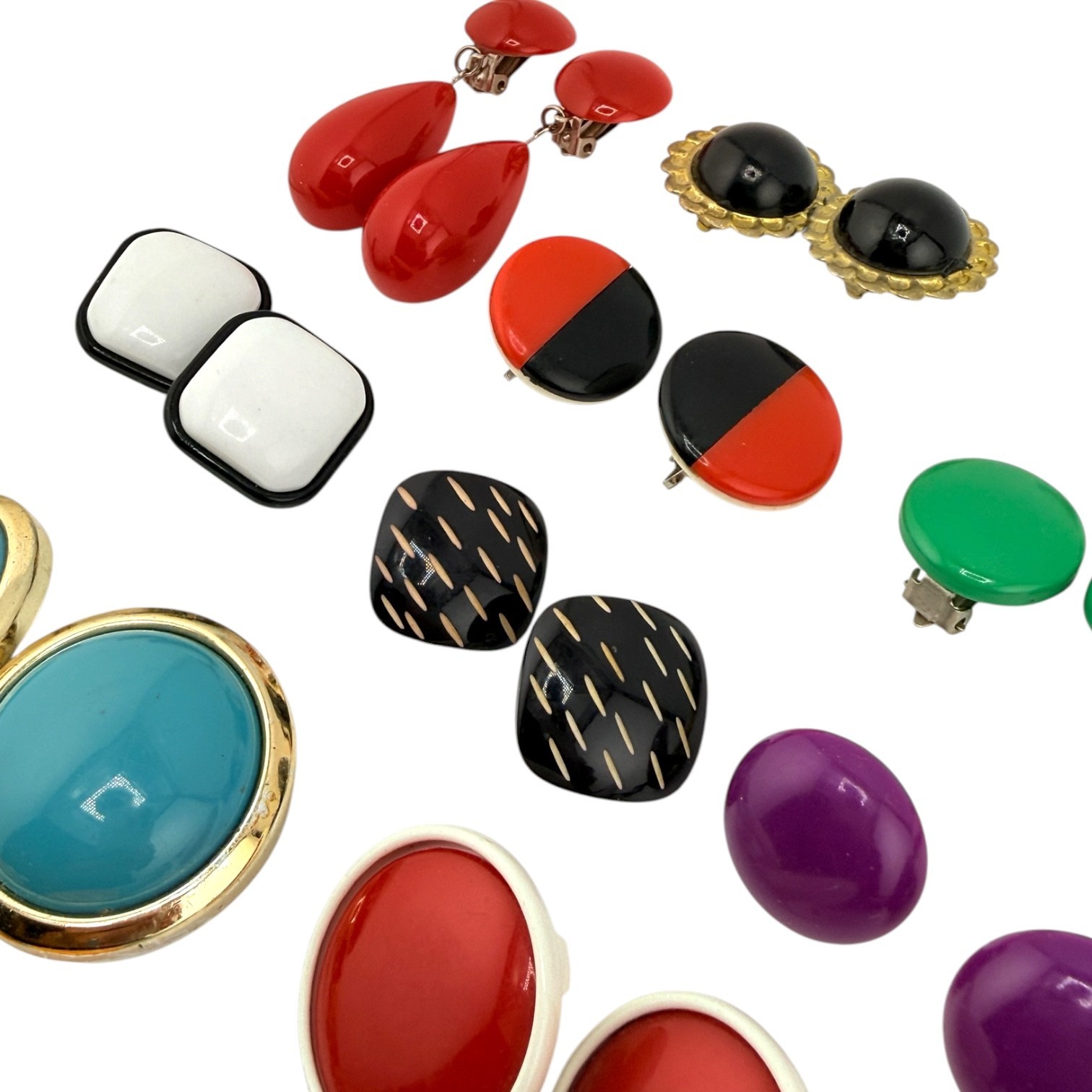Vtg Earrings Lot of 44 Pairs Clip-on Screw-backs Lucite Acrylic Resin Mod Retro