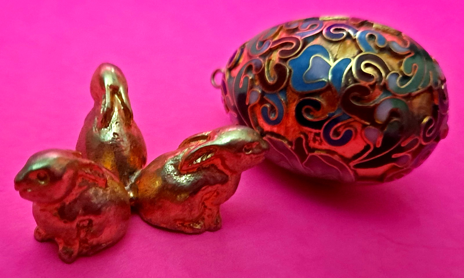 Vintage Chinese Enamel Cloisonne Egg Pendant or Ornament Colorful Egg & Stand