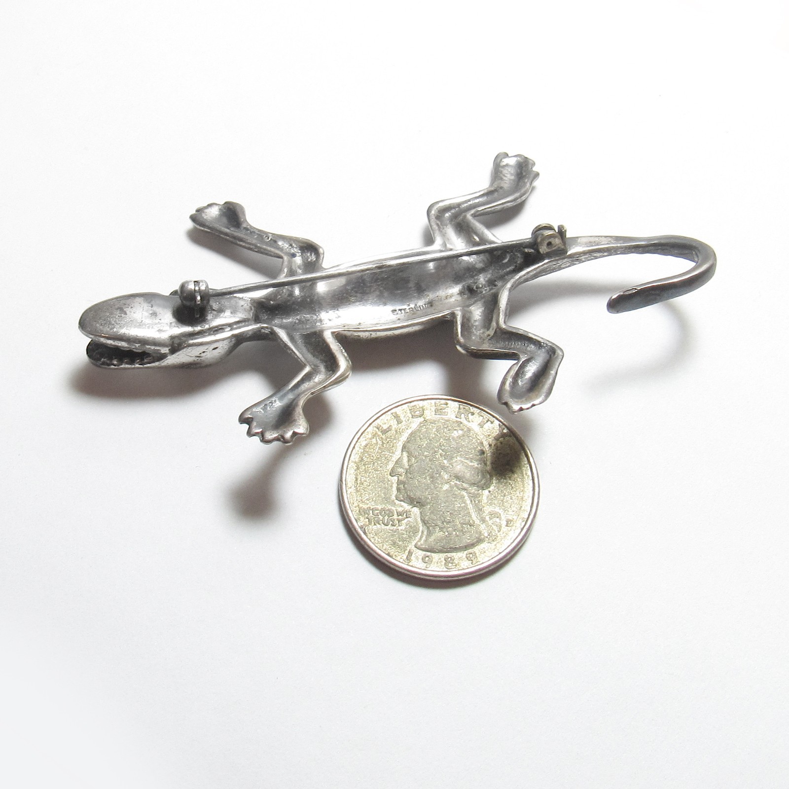 1960s Vintage Heavy Large Sterling Silver Detailed Alligator Brooch Pin