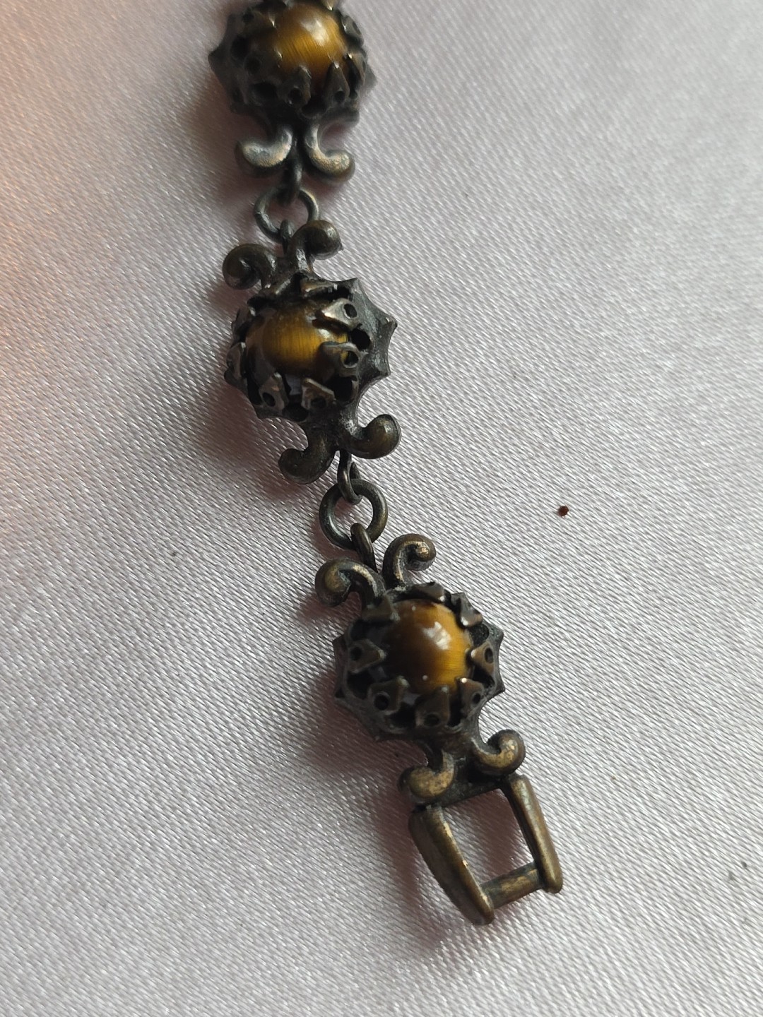 Vintage 7.5 Inch Bracelet