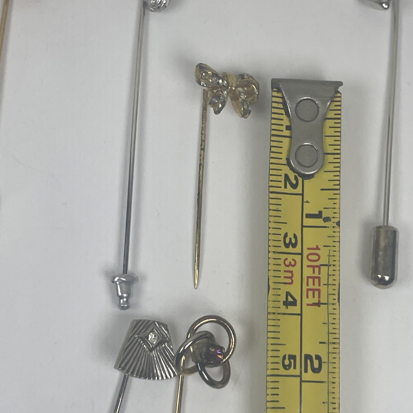 Vintage Lot Clips Pins Jewelry Novelty Assorted Shapes & Sizes