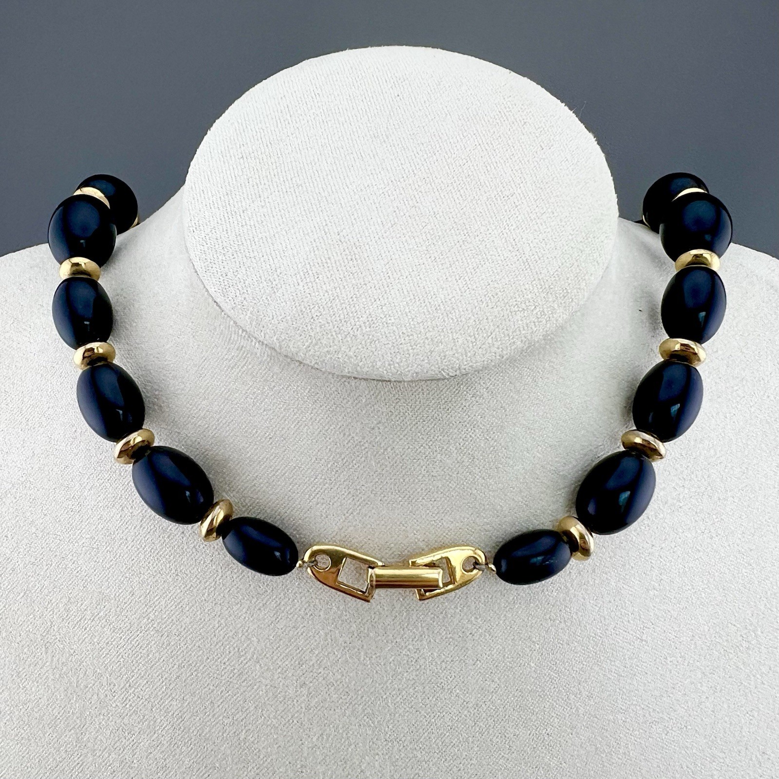 Vintage Napier Necklace Chunky Black Gold Tone Oval Lucite Signed 16”