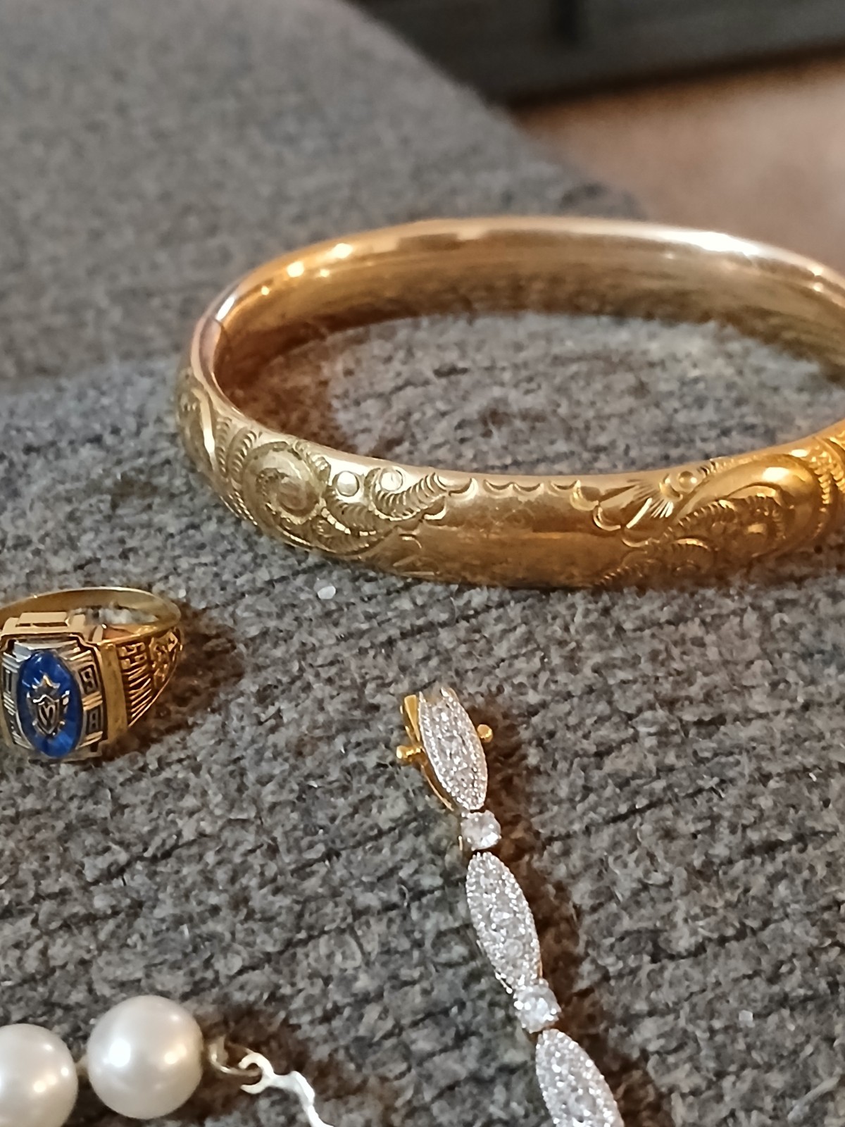 Lot of vintage jewelry, 10 k wg, 925, Victorian gold fill, 8 various pieces