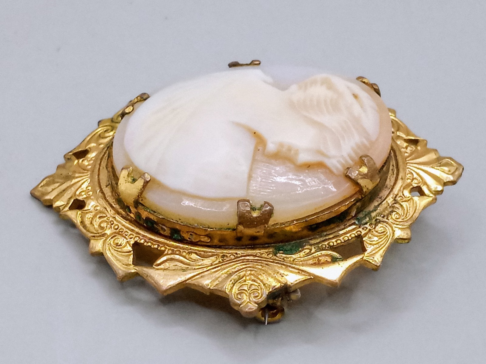 Vintage Brass And Shell Cameo Brooch With 4 Seed Pearls