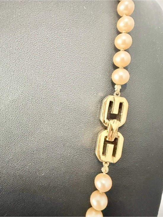 Vintage Authentic Givenchy 1977 String of Pearls with Gold Tone Logo Clasp Y2K