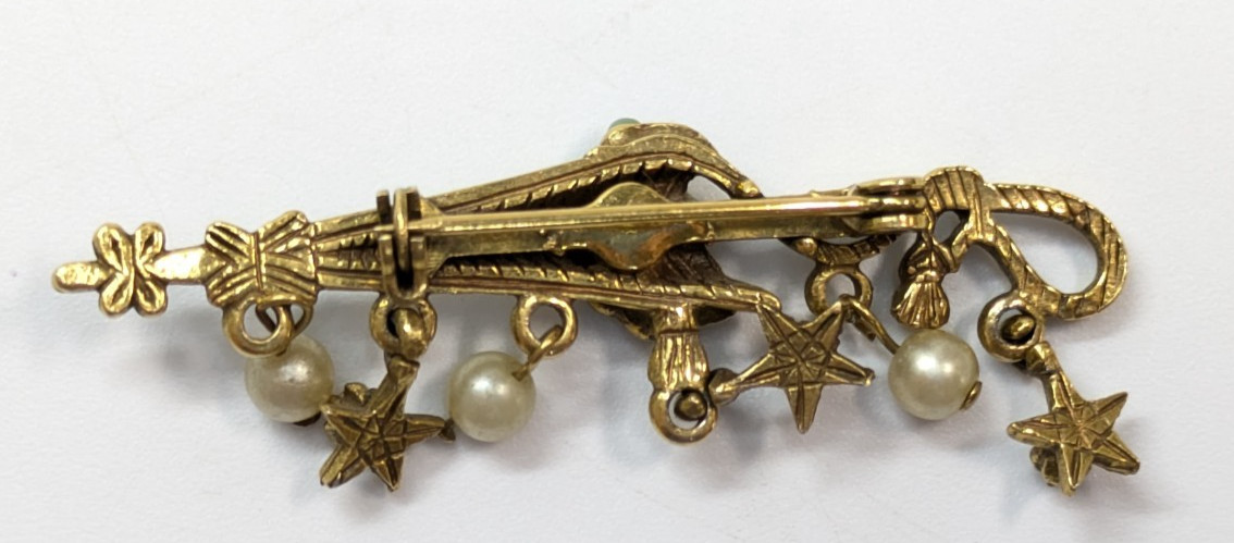 VTG Unsigned Florenza Purple Rhinestone Gold Tone Umbrella Stars Pearl Brooch 2″