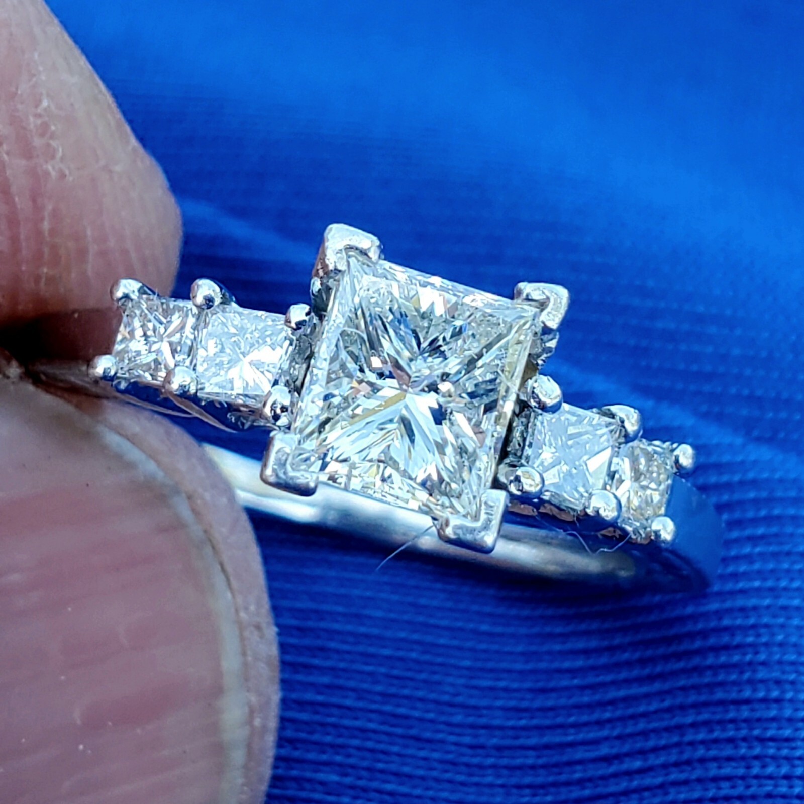 Original EARTH MINED DIAMOND Princess Engagement Ring 1 carat PLATINUM Solitaire