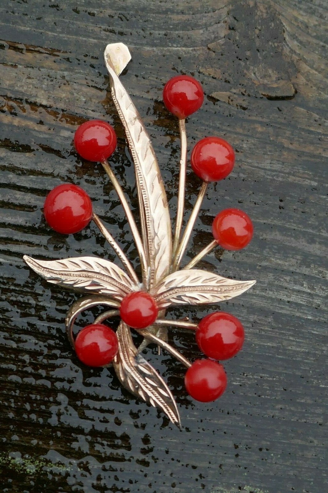 Vintage 10kt+ Rose Gold & 6.4mm Coral Pin / Brooch – 8.6g.