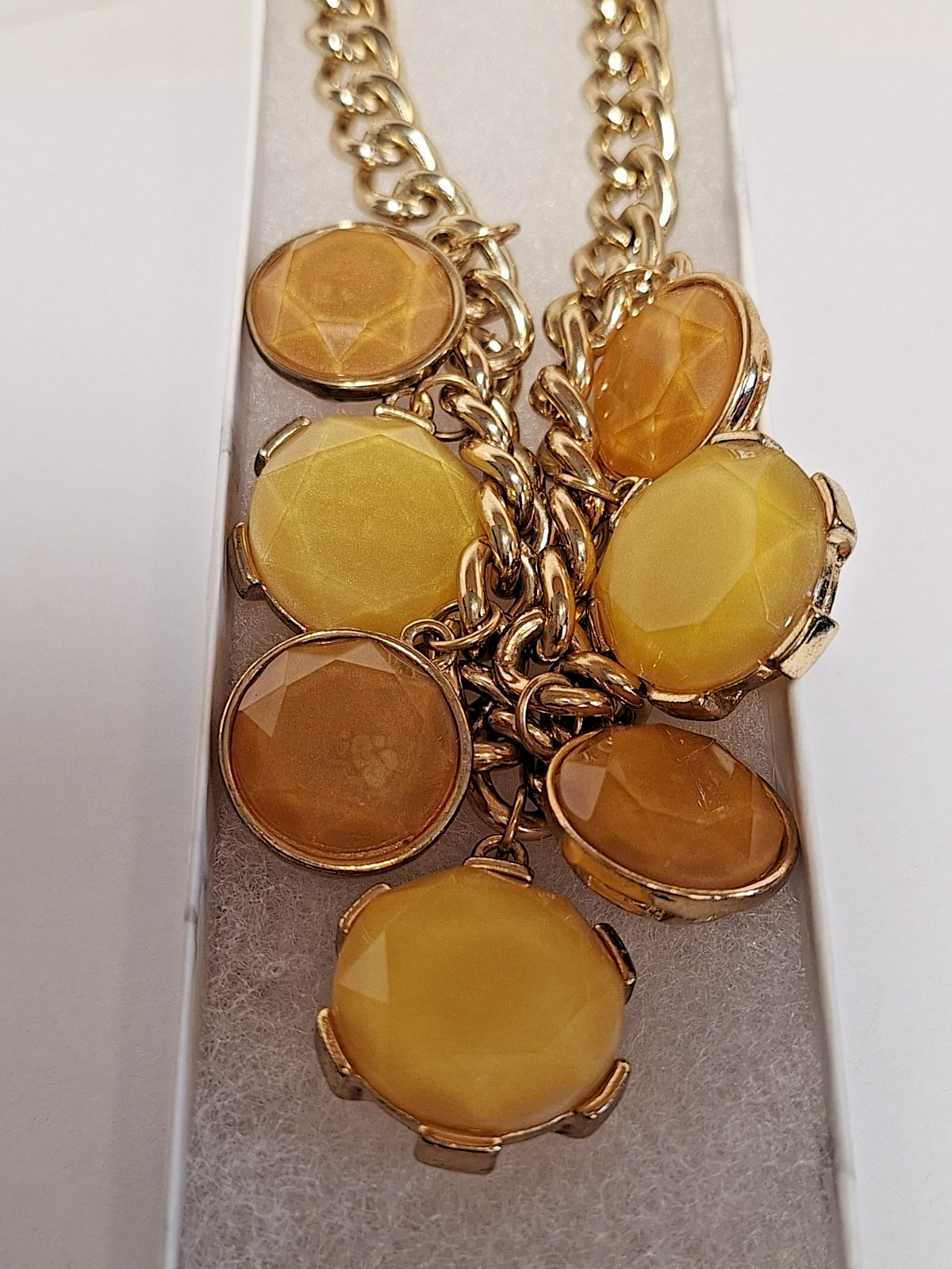 Vintage Yellow Stones & Gold-Toned Chunky Chain Statement Necklace & Earring Set