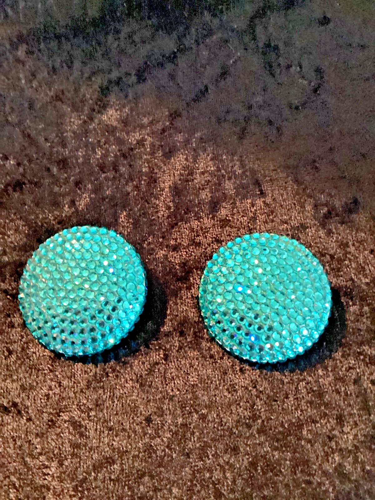 Richard Kerr vintage Swarovski crystal earrings/brilliant turquoise blue. 1 1/2