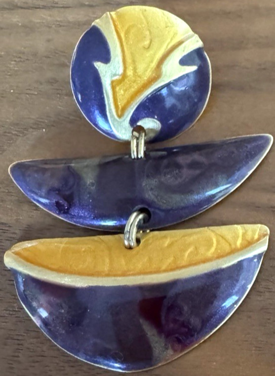 Edgar Berebi Enamel Dangle Earrings – Sculptural Modernist Gold Tone Vintage