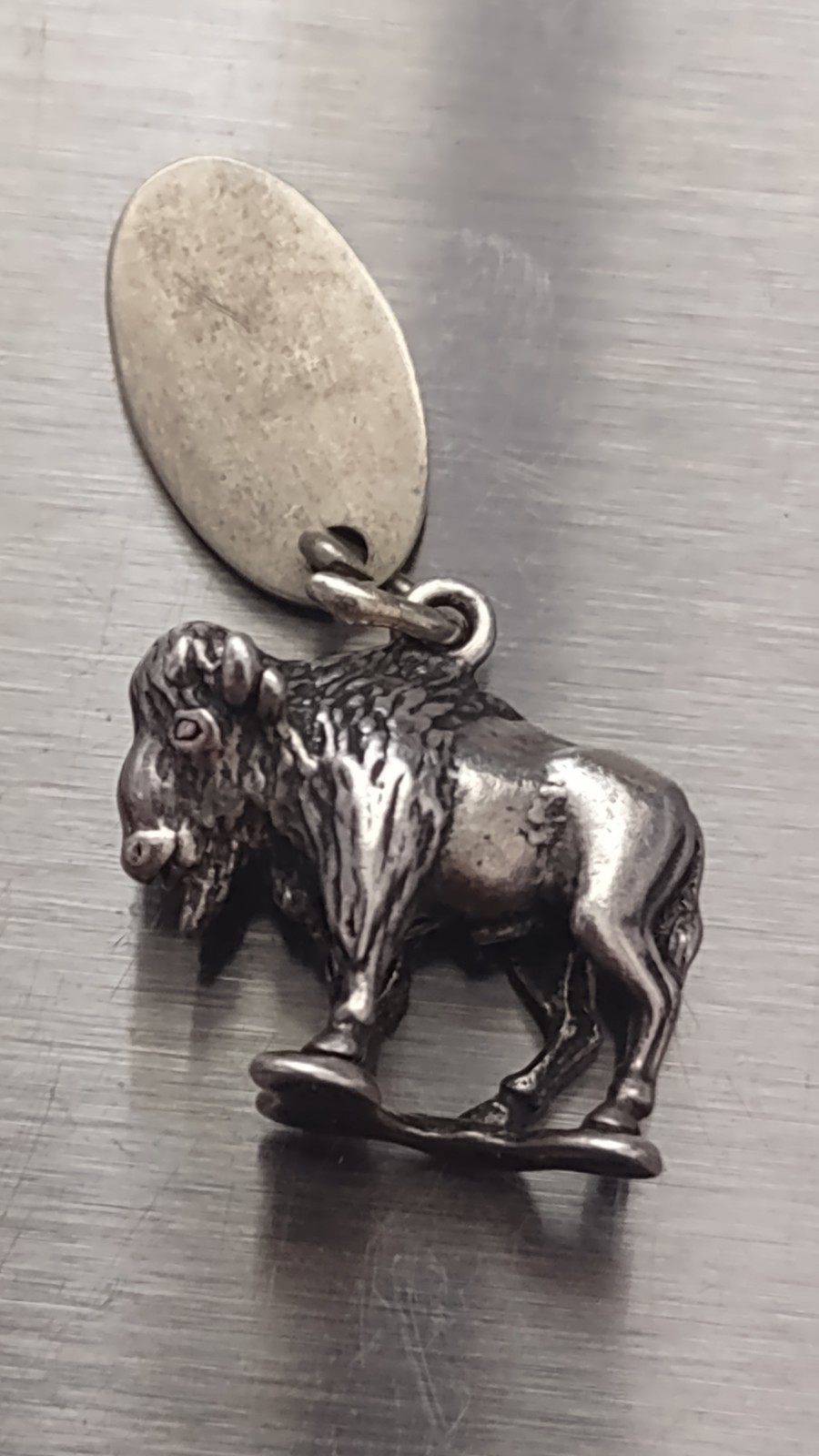 Vintage 1984 Sterling Silver 4g Bison Buffalo Yellowstone Park Charm Pendant