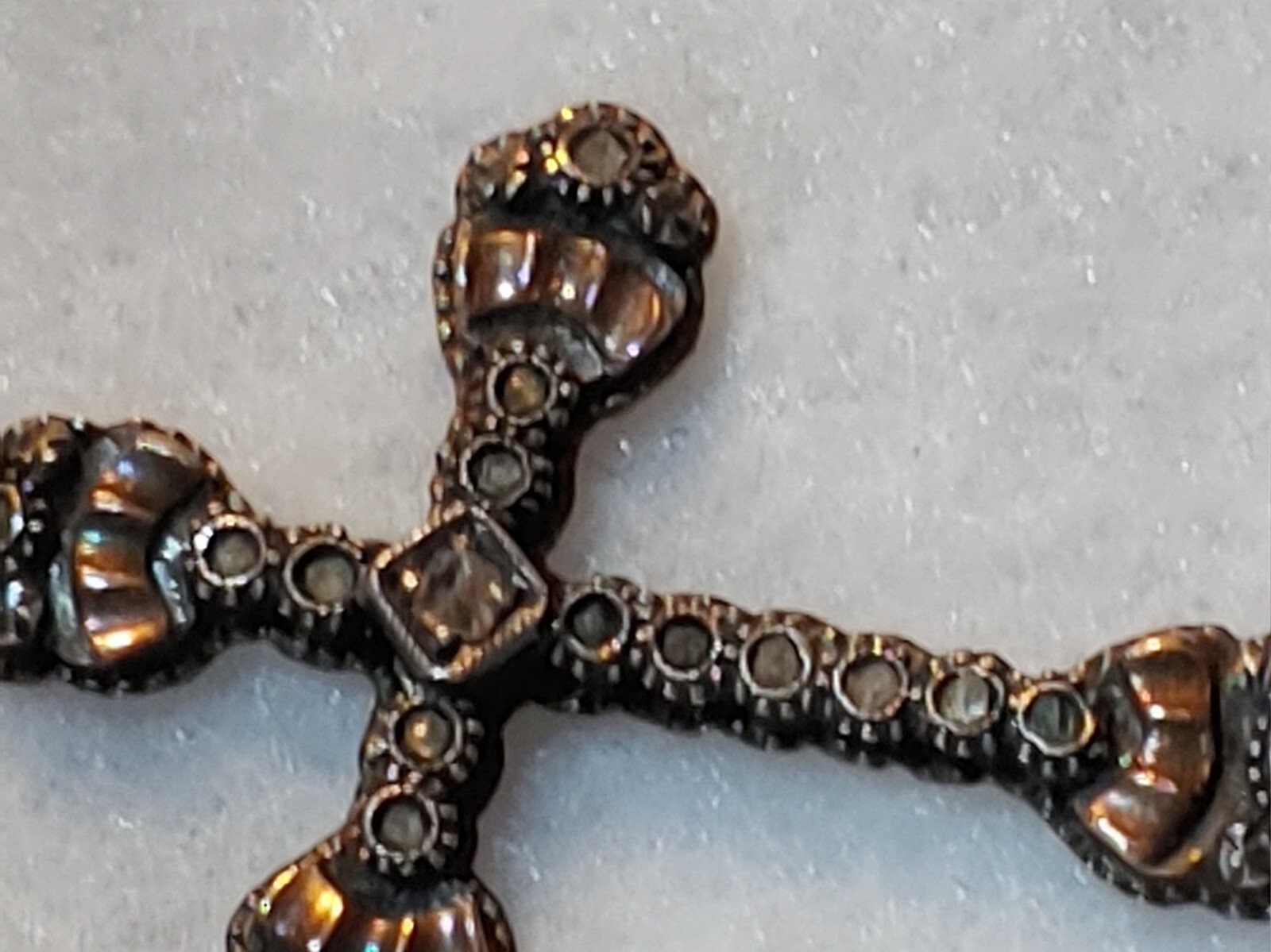 VTG RARE – CROSS PENDANT – Solid 10K GOLD & DIAMONDS – SIGNED – SEE PICTURES