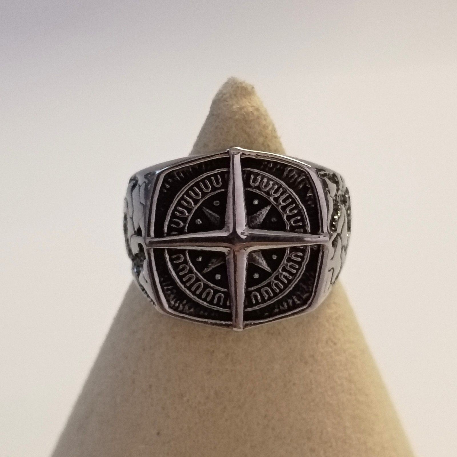 Clocks + Colours Men’s Stainless Steel Tortuga Bikers Ring Size 11