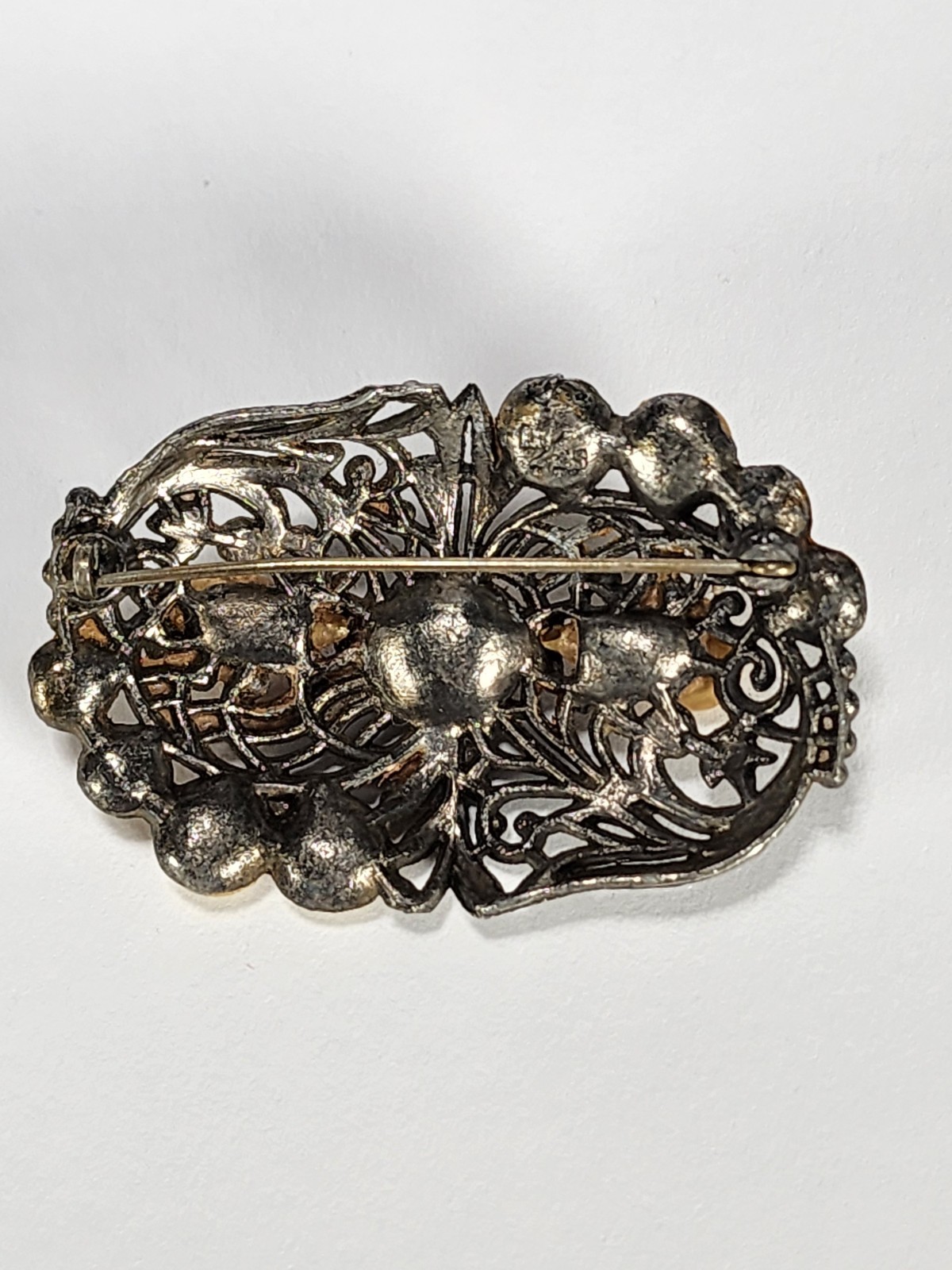 Vintage Little Nemo LN/25 Brooch – Silver Tone Filigree & Faux Yellow Pearl