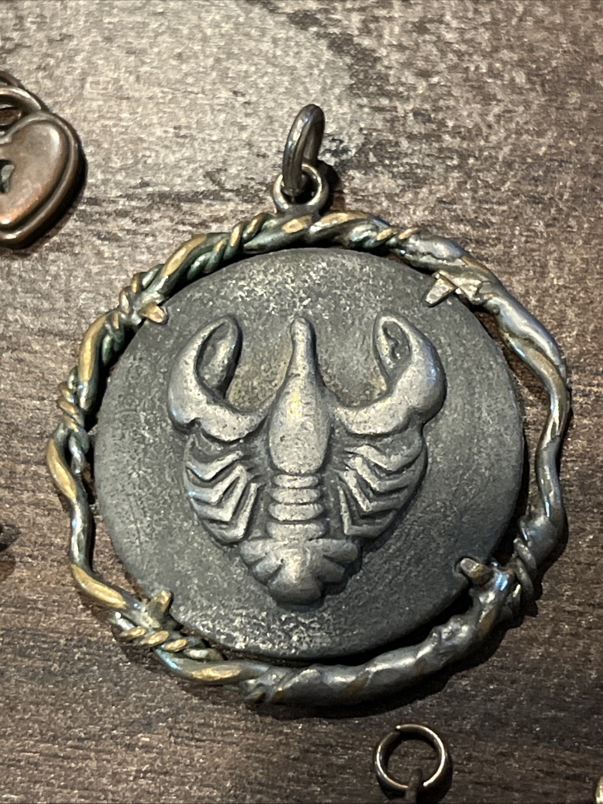 Vintage Pendant Lot Anson Pewter Kramer Metal Mixed Materials Gold Silver Tone