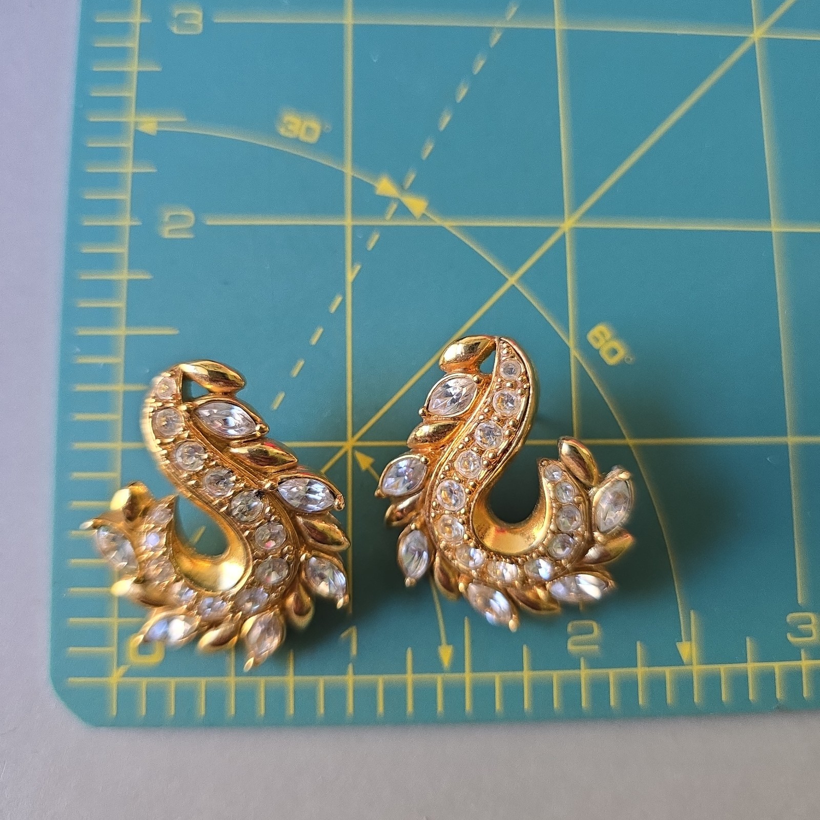 Vintage Avon Gold Tone Clear Glass Rhinestones Pierced Earrings