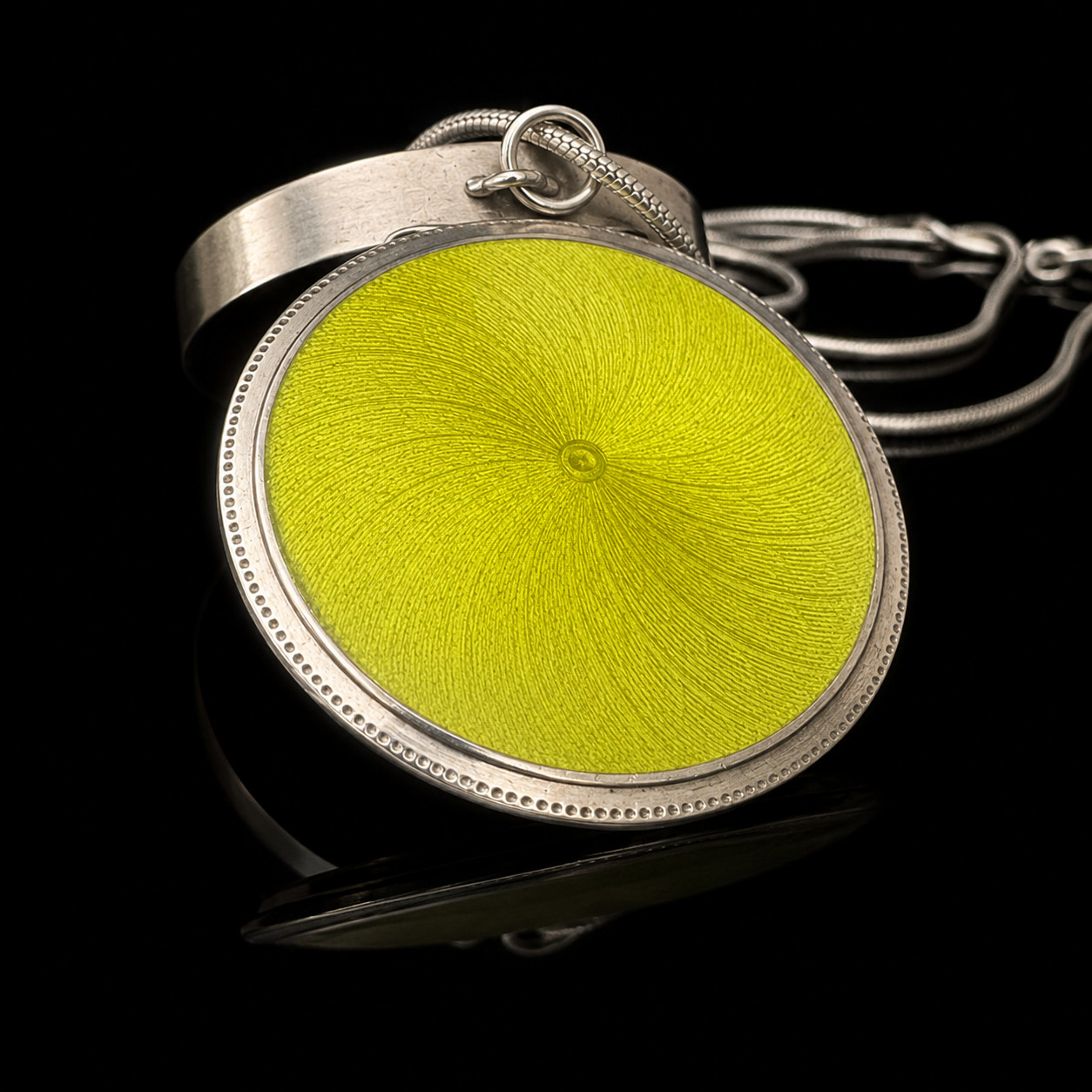 Vtg Elgin American Sterling Silver Chartreuse Enamel Compact Mirror Necklace 59g