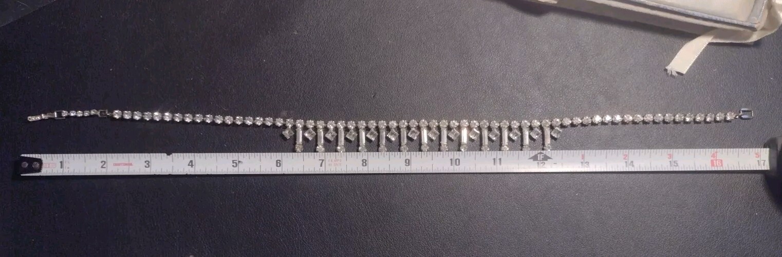 “Diamond Look” Necklace by KRAMER