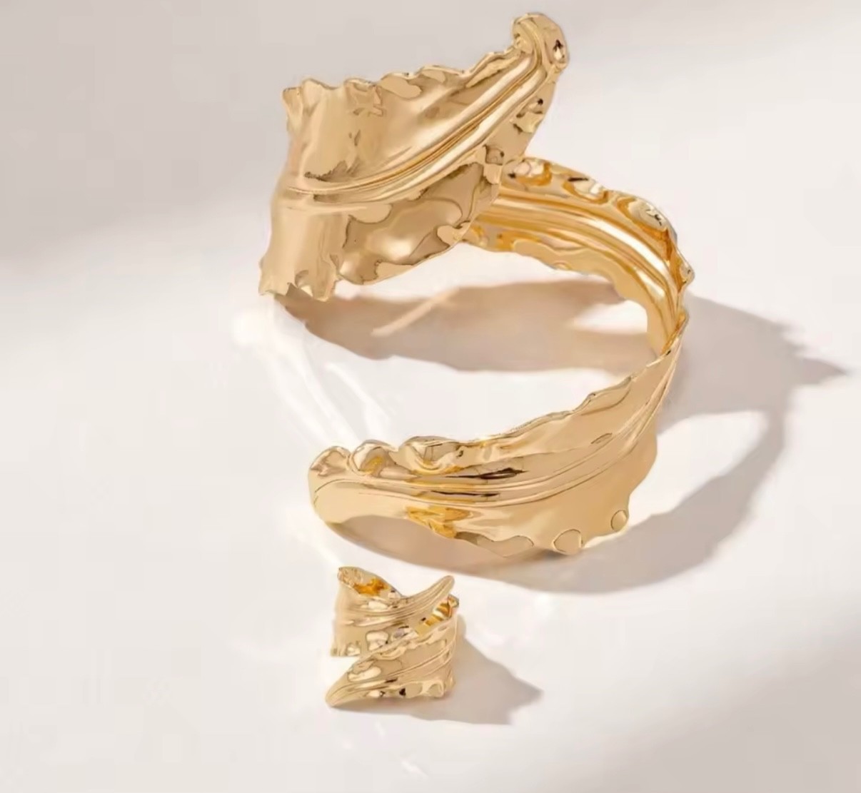 Vintage Gold Leaf Bracelet & Adjustable Spiral Ring Set for Women Pleated Bangle