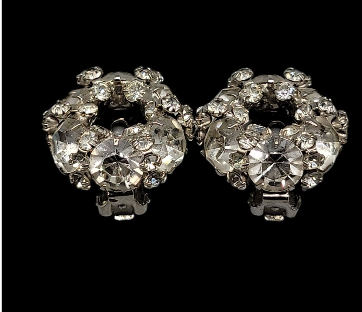 Signed Vintage Warner Clear Rhinestone Wreath Clip On Earrings 1950 Original Box