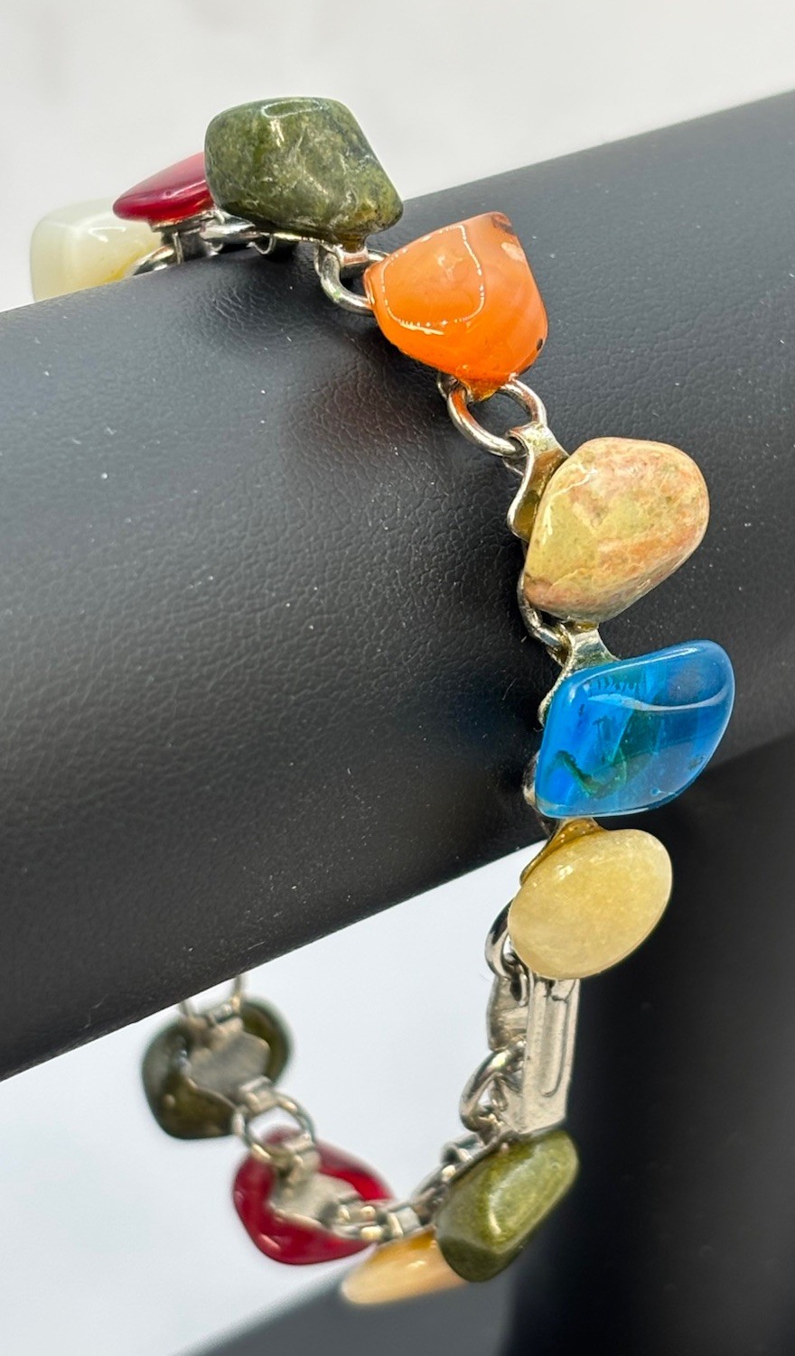 Vintage Link Polished Stone Glass Tumbled Agate Bracelet Rainbow 6.5”