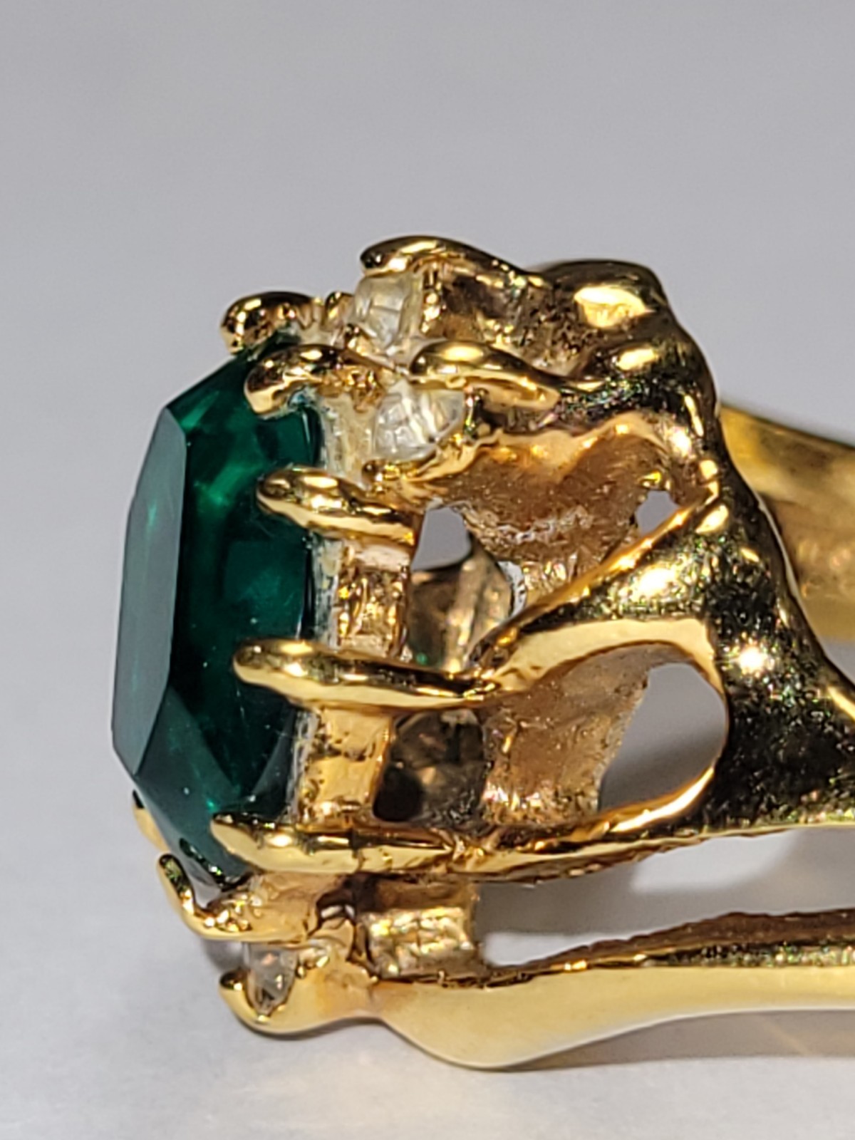 Vintage 14KGE Plate Imitation Emerald Solitaire Clear Stone Accents Fashion Ring