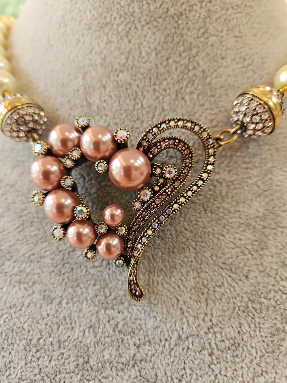 Heidi Daus Pink Pearl & Crystal MAGNETIC pendant From the Snap Apart Collection