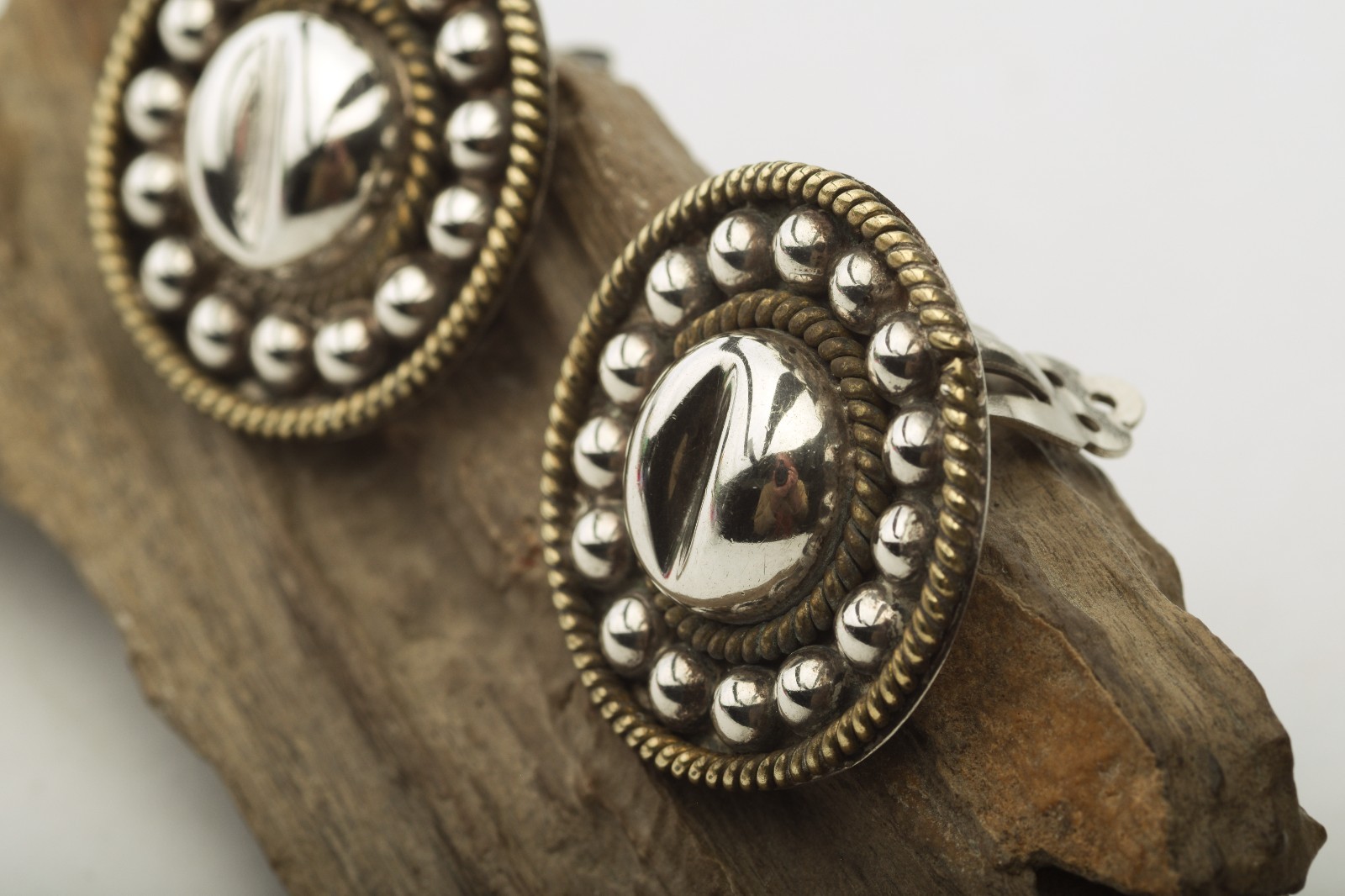 Vintage Sterling Silver Taxco Mexico 925 Two Tone Round Chunky Clip Earrings