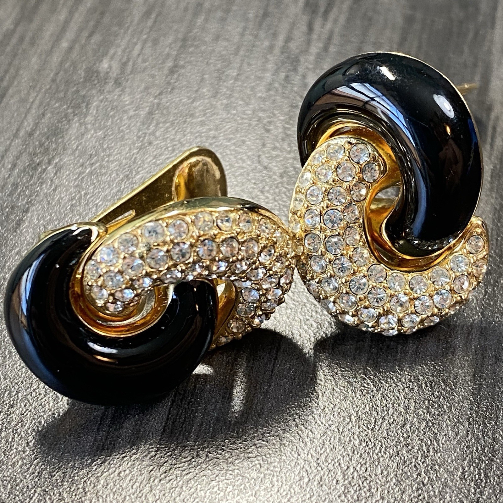 Christian Dior Enamel & Rhinestone Earrings – Chr. Dior Knot Earrings