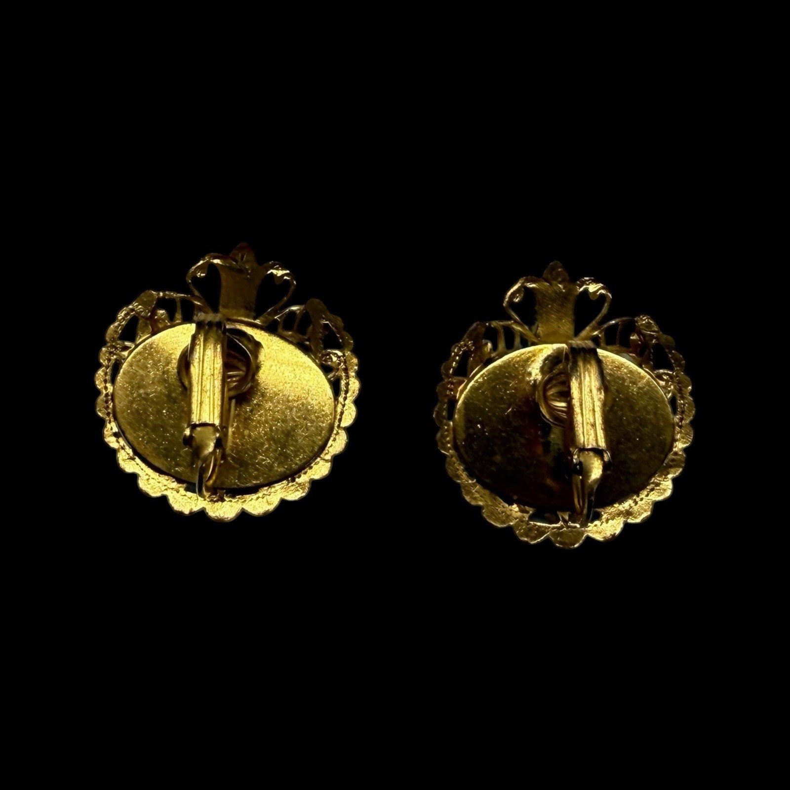 1950s Rhinestone Flower Basket Ornate Filigree Gold Tone Clip On Earrings