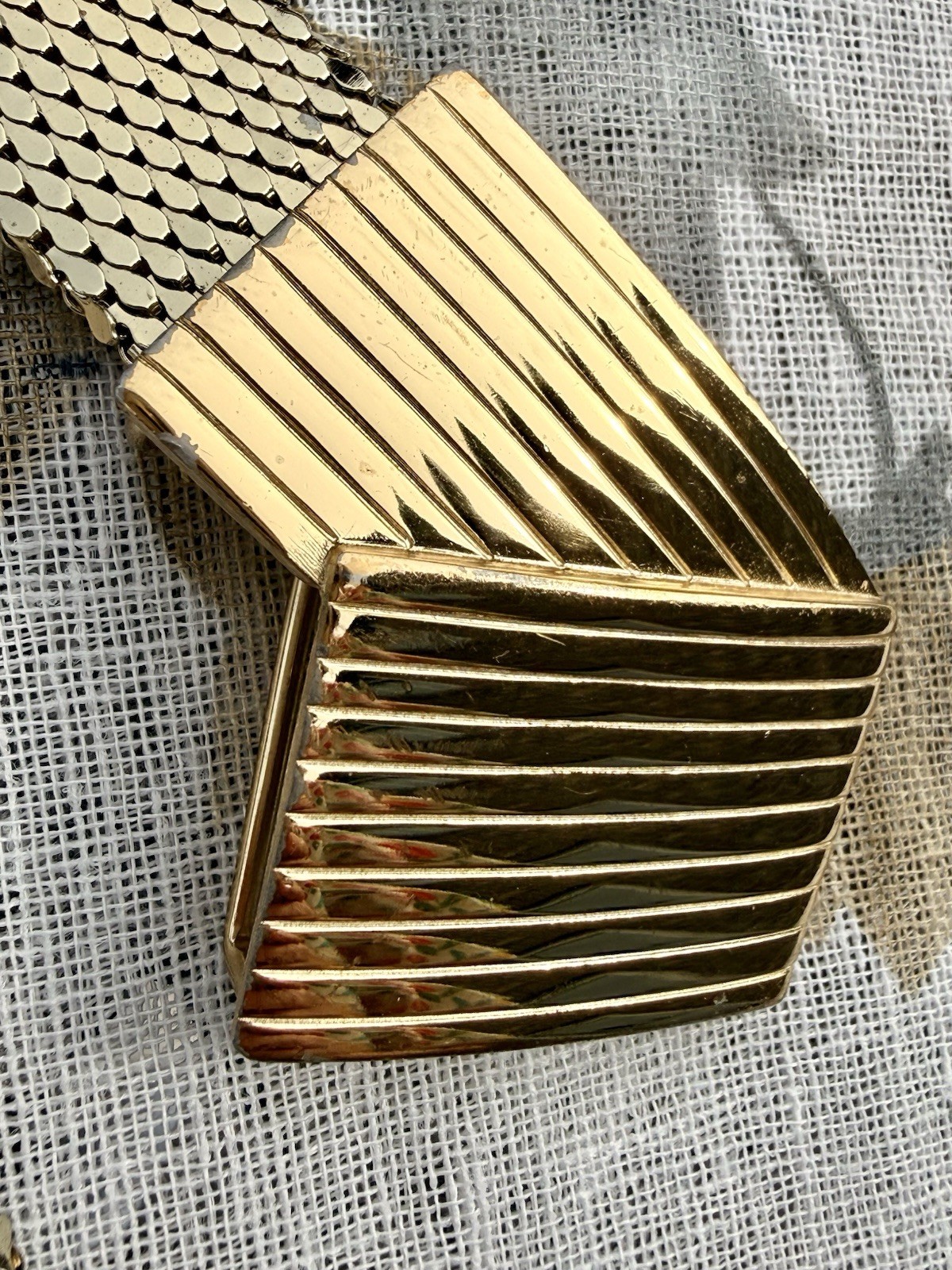 Vintage Whiting & Davis By Al Roberto’84 Gold Tone Liquid Metal Mesh Belt 33-37”